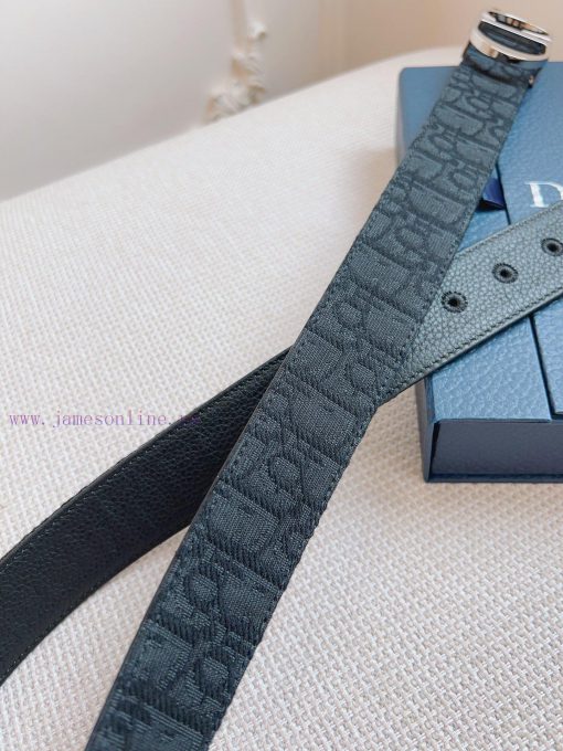 High end quality, physical photographyComes with a complete gift boxDIOR material, milkshake owwh106u - Image 5
