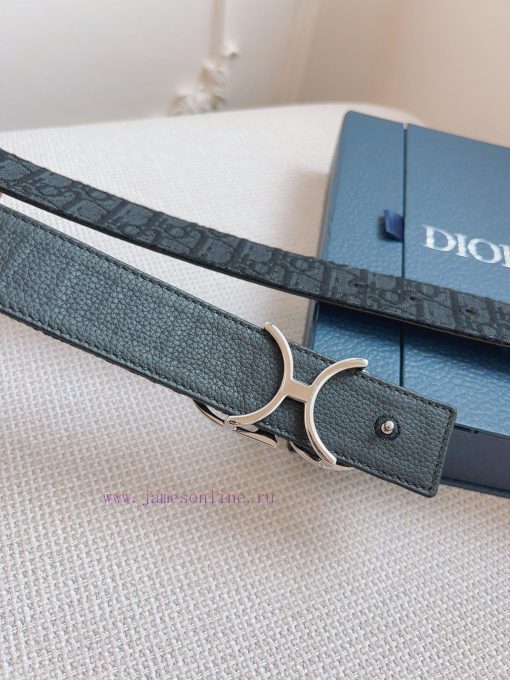 High end quality, physical photographyComes with a complete gift boxDIOR material, milkshake owwh106u - Image 7