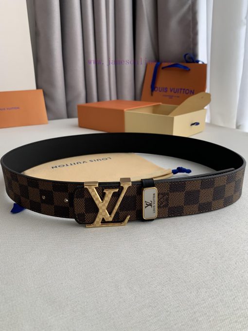 LV... Louis Vuitton ️Hanging buckle, intricately carved patterned steel buckle, photographed 4p30ngf0 - Image 3