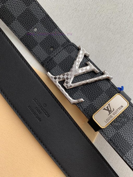LV... Louis Vuitton ️Hanging buckle, intricately carved patterned steel buckle, photographed r7wa61hs - Image 5