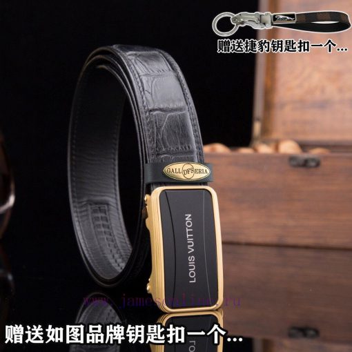 Give a picture of a Jaguar keychain as a giftComes with a complete set of wooden boxesL@VBuc ddxdbdw1 - Image 2