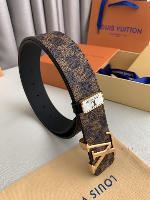 LV... Louis Vuitton ️Hanging buckle, intricately carved patterned steel buckle, photographed 4p30ngf0 - Image 7