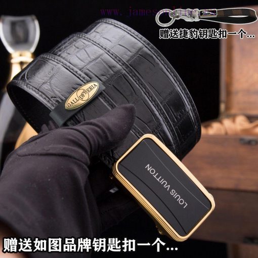 Give a picture of a Jaguar keychain as a giftComes with a complete set of wooden boxesL@VBuc ddxdbdw1 - Image 9
