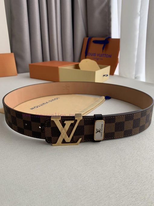 LV... Louis Vuitton ️Hanging buckle, taking pictures of actual objectsMaterial: First layer 5p3tp8ry - Image 3