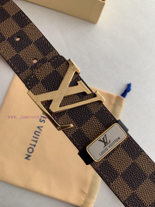 LV... Louis Vuitton ️Hanging buckle, taking pictures of actual objectsMaterial: First layer 5p3tp8ry - Image 4