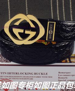 Gucci. Gucci Crocodile PatternIdentify and receive a punch as a giftThe material is 100% top cef5q08s