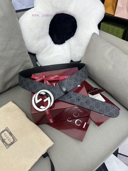 Gucci. GucciPaired with the new Chinese red and black GG Supreme with a vintage flower width uposzqnx - Image 5
