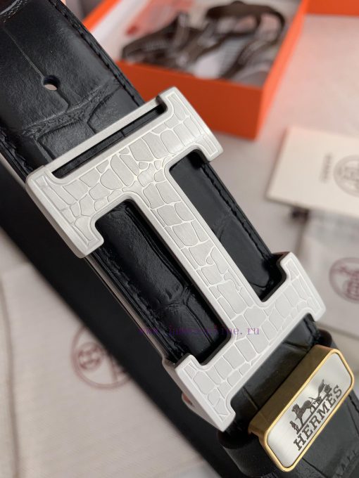 Hermes Hermes️Hanging buckle, classic H-patterned pure steel buckle head, photographed in re pguyhfor - Image 4