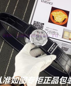 Versace Ver... sace ️ Crocodile patternIdentify and receive a punch as a giftThe material is n8ernx49