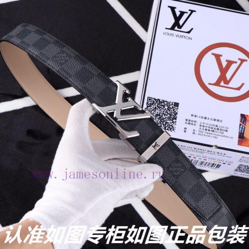 Lv... Louis Vuitton automatic buckleIdentify and receive a punch as a giftThe material is 10 w89nghuc - Image 4