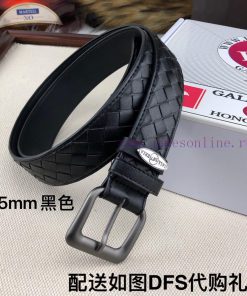 Delivery of complete DFS purchasing gift boxComplete setBOTTEGA VENETABuckle material: high- j66u98zw