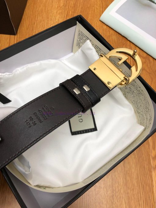 Gucci, double-sided belt, with Gucci Signature leather on one side and monochrome leather on y9l0autm - Image 9