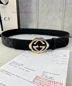 The Gucci belt with a width of 4.0cm made a stunning debut in the early autumn collection, f mc3sgosm