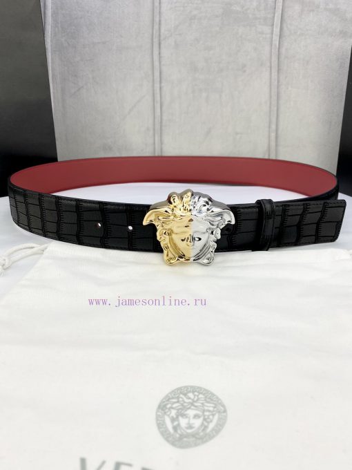 Width 4.0cm Versace is made of carefully selected imported cowhide. This deer leather belt i oo156lwu - Image 2