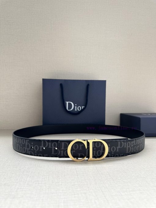 This 35mm double-sided belt combines elegant temperament with modern style. The double-sided 7ghk9k25 - Image 2