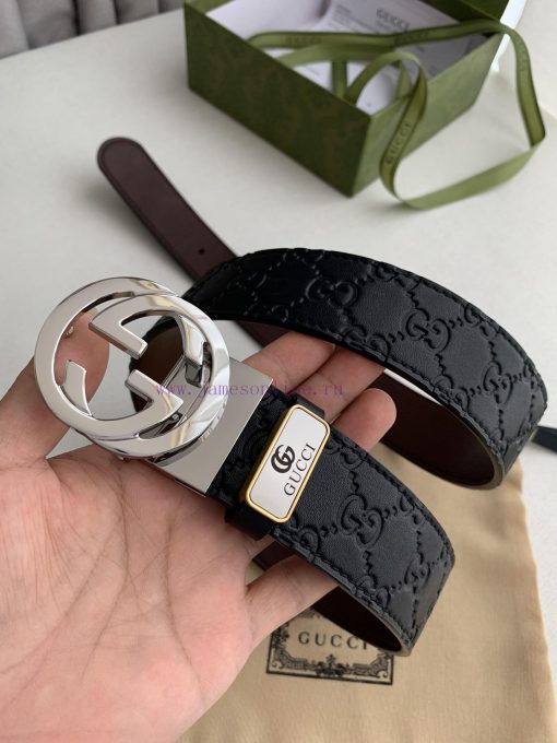 Gucci. Gucci️Double sided cowhide with rotating buckle on both sides, photographed in person 6r6zejbt