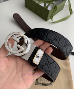 Gucci. Gucci️Double sided cowhide with rotating buckle on both sides, photographed in person vvsns0vy