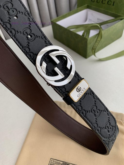Gucci. Gucci️Double sided cowhide with rotating buckle on both sides, photographed in person vvsns0vy - Image 5