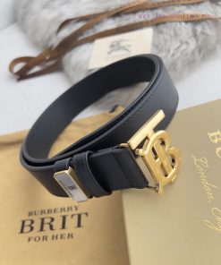 Burberry Burberry waist beltBuckle, classic pure copper material buckle, photographed in rea 1662yyhz
