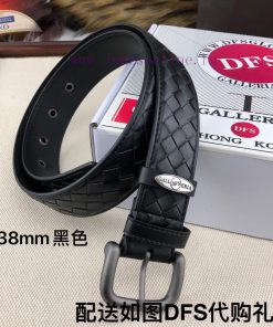Delivery of complete DFS purchasing gift boxComplete setBOTTEGA VENETABuckle material: high- lult8ucz