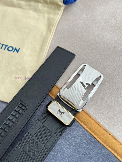 LV... Louis Vuitton Belt ️ Automatic BeltAutomatic buckle, made of pure steel material, with a1x351y8 - Image 9
