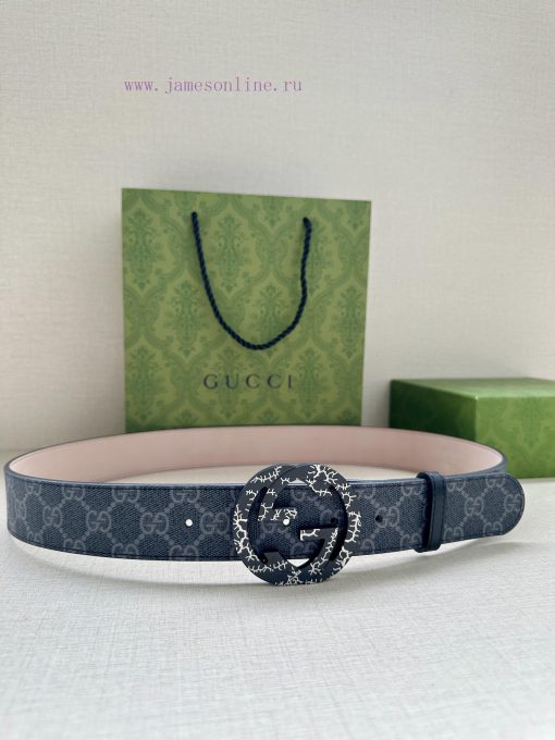 Double sided waist belt, with GG Supreme canvas on one side and tree cream cowhide on the ot 0gan3haj