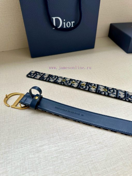 This saddle belt with a width of 3.0cm is a classic accessory presented in the classic blue pyxaogg5 - Image 7