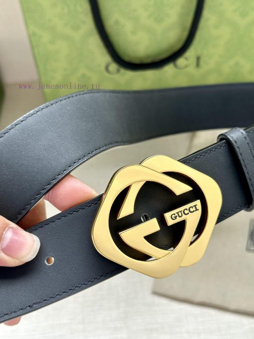The Gucci belt with a width of 4.0cm made a stunning debut in the series, featuring a double vujzvj0w - Image 3