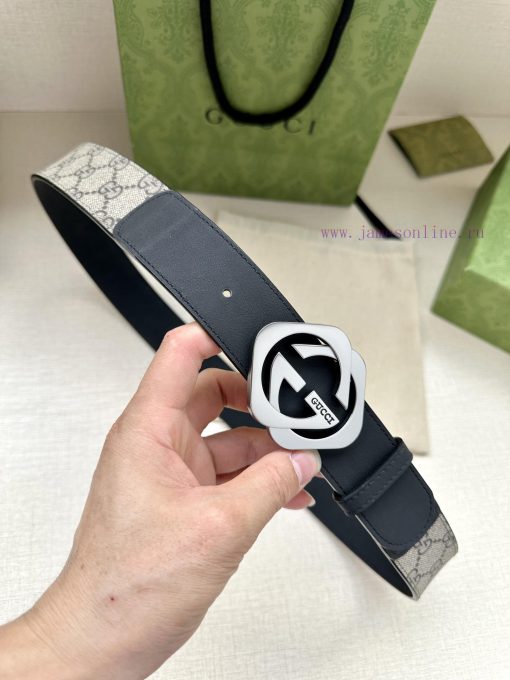 The Gucci belt with a width of 4.0cm made a stunning debut in the series, featuring a double de6ly3ns