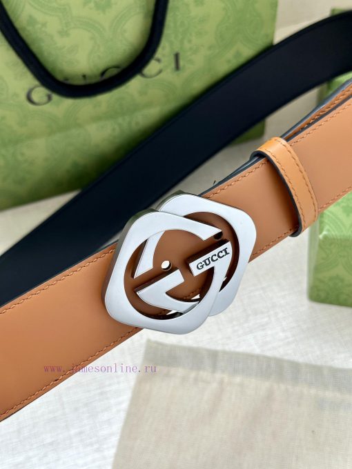 The Gucci belt with a width of 4.0cm made a stunning debut in the series, featuring a double mow5cp2z - Image 3