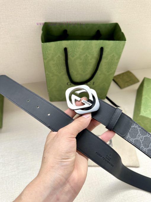The Gucci belt with a width of 4.0cm made a stunning debut in the series, featuring a double vujzvj0w - Image 10