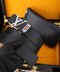 MADE IN FRANCEWooden box with accompanying picturesL @ V @ Belt+Wallet SetBuckle material: T nvrdiwb4