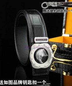 Give a crocodile claw keychain as a giftComes with a complete set of wooden boxessTEFANO RIC s2m9fr1t