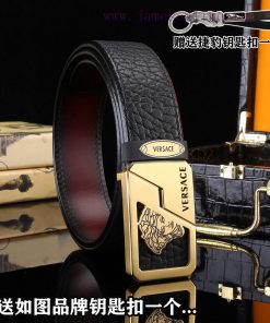 Give a Jaguar keychain as a giftDelivery wooden boxVERSACEBuckle material: Two tone pure ste upufy0hf
