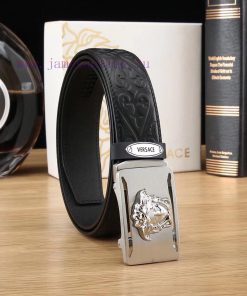 High end quality, physical photographyComplete setVERSACEBuckle material: high-quality solid q06pxbtx