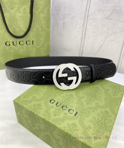 Width 4.0 Gucci Interlocking Double G Strip Buckle Belt, crafted from smooth original calf l aqqiwstw