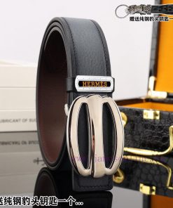 Give away a pure steel keychain as a giftComes with a complete gift boxHERMES productsBuckle 8e2nawdn