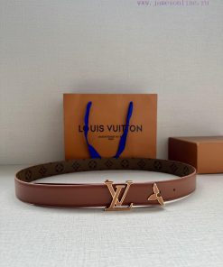 The 3.0-wide Pretty LV double-sided belt features a dazzling metal carved LV Initiales buckl j4m2pvw8
