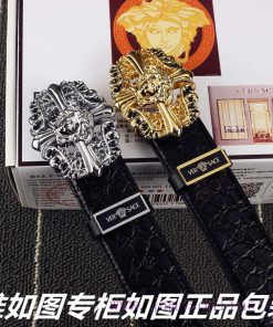 Versace Ver... sace ️ Crocodile patternIdentify and receive a punch as a giftThe material is 5a45myt7