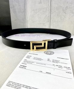 Width 3.5cm Versace This smooth plain calf leather belt from Versace features a geometric Gr avr74sz3