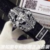 Versace Ver... sace ️ Crocodile patternIdentify and receive a punch as a giftThe material is w4v3thjv