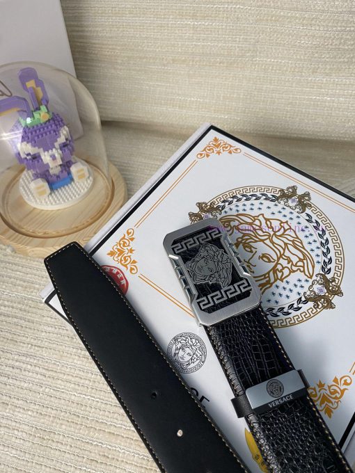 Versace. VersaceMaterial: Leather Belt with 100% Head Layer. The leather belt is guaranteed adbso3dn - Image 10