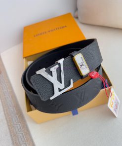 LV... Louis Vuitton Belt and BeltsBuckle, classic pure steel material buckle, top layer cowh u21mvrqw