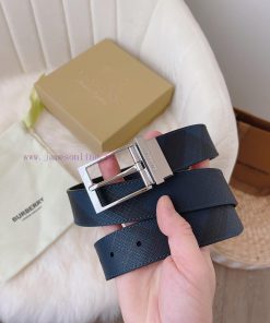 Reproduction ️, Burberry. BurberryA complete set of high-quality rotating buckles with a wid 1s3uis5o