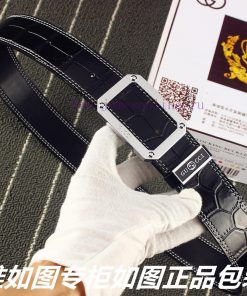 Gucci. Gucci Crocodile PatternIdentify and receive a punch as a giftThe material is 100% top zibd2jm0