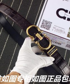 Ferragami crocodile patternComes with a punch as a giftThe material is made of 100% top laye so95zytg