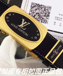 Lv... Louis Vuitton automatic buckleIdentify and receive a punch as a giftMaterial: 100% top b876ixdv