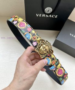 Width 4.0cm Versace This Palazzo belt is made of cowhide fabric and adorned with Le Pop Clas pcqrz9ru