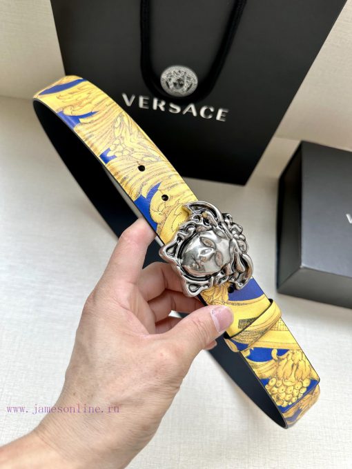 Width 4.0cm Versace This Palazzo belt is made of cowhide fabric and adorned with Le Pop Clas re8sn8zk - Image 2