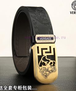 High end quality, physical photographyComes with a complete set of counter gift boxesVERSACE ixxz208o